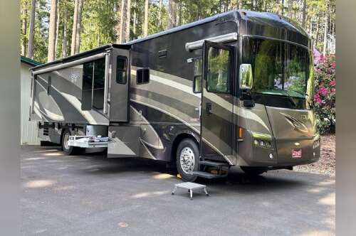 2008 Winnebago Tour 40TD in gig harbor WA