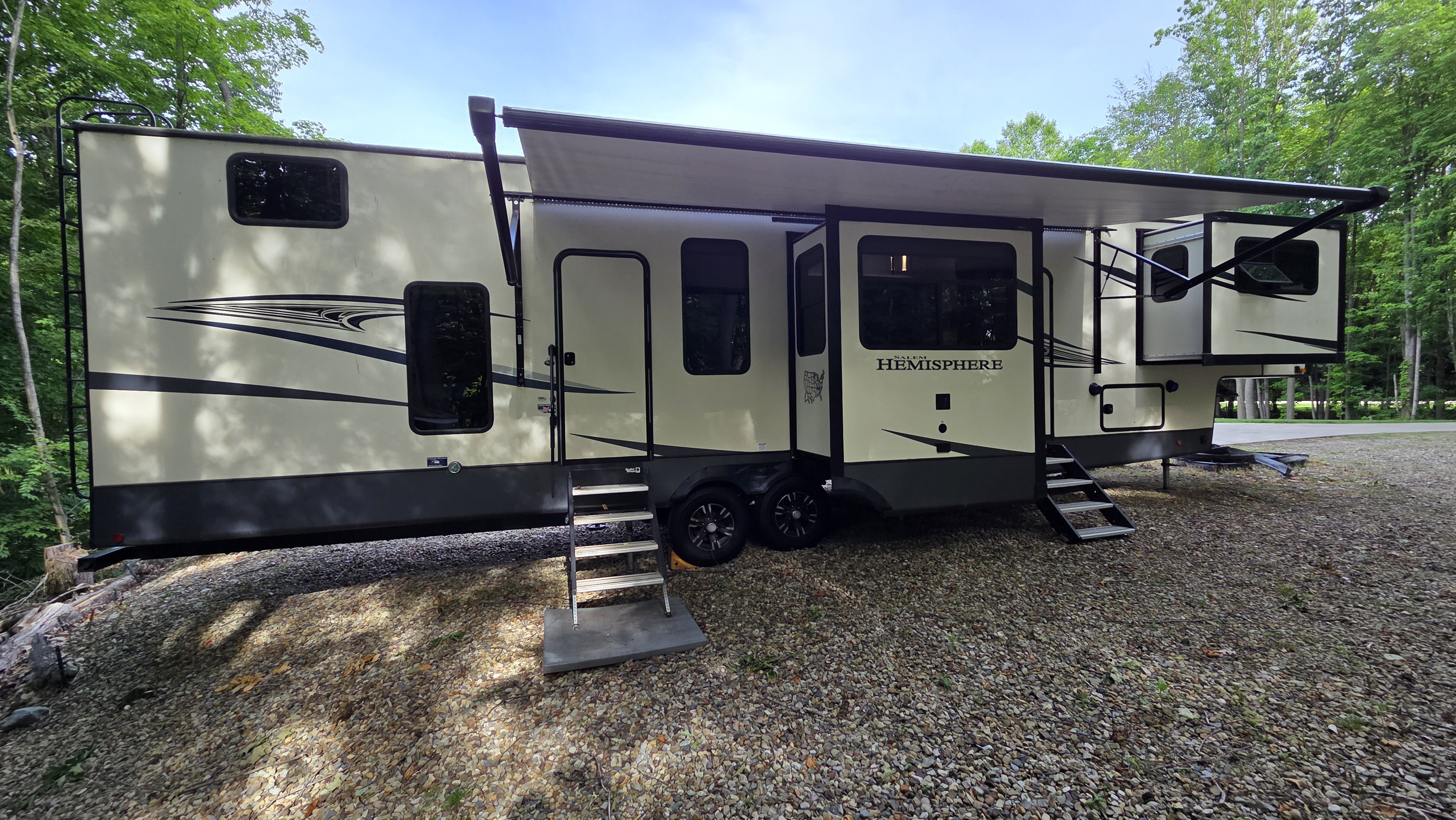 2021 Forest River HEMISPHERE 378FL in chardon OH