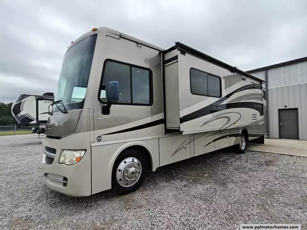 2014 Winnebago Sightseer 33C in el reno OK