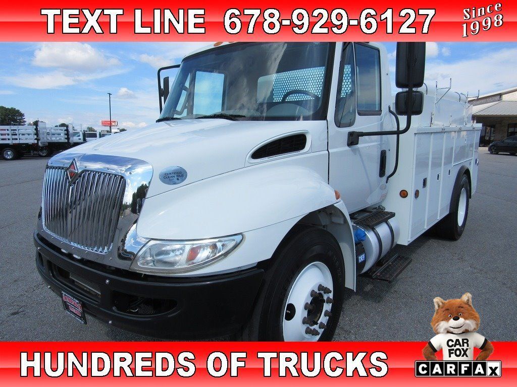 2017 INTERNATIONAL 4300 in Flowery Branch, GA