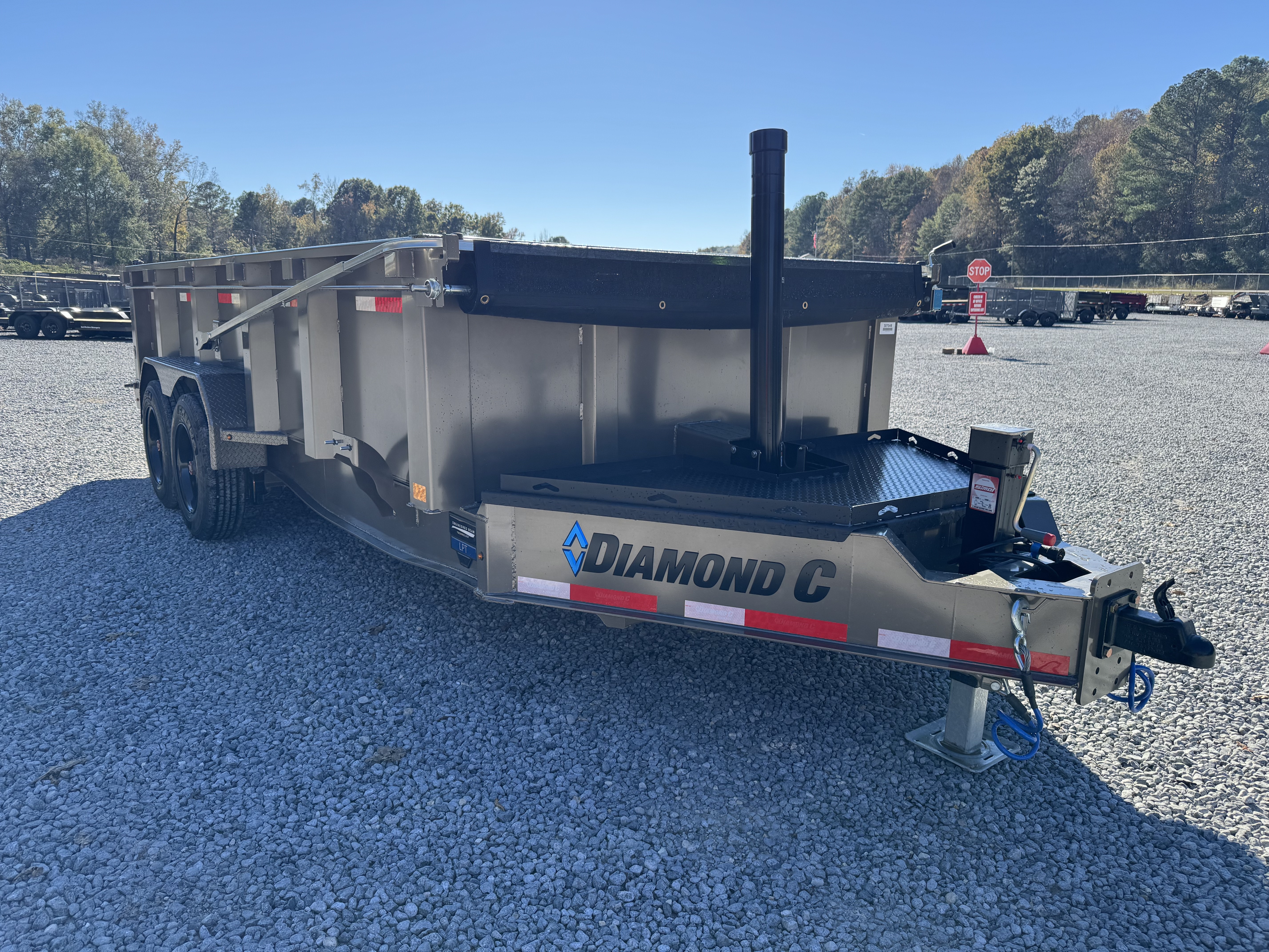 2026 Diamond C LPT208 7x16 32In side 18k Dump in Leeds, AL
