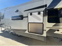 2026 FOREST RIVER ROCKWOOD SIGNATURE 361RL