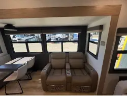 2026 FOREST RIVER ROCKWOOD SIGNATURE 361RL