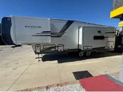 2026 FOREST RIVER ROCKWOOD SIGNATURE 361RL
