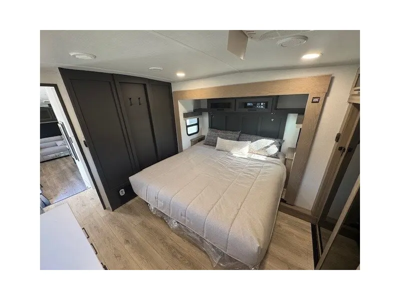 2026 FOREST RIVER ROCKWOOD SIGNATURE 361RL