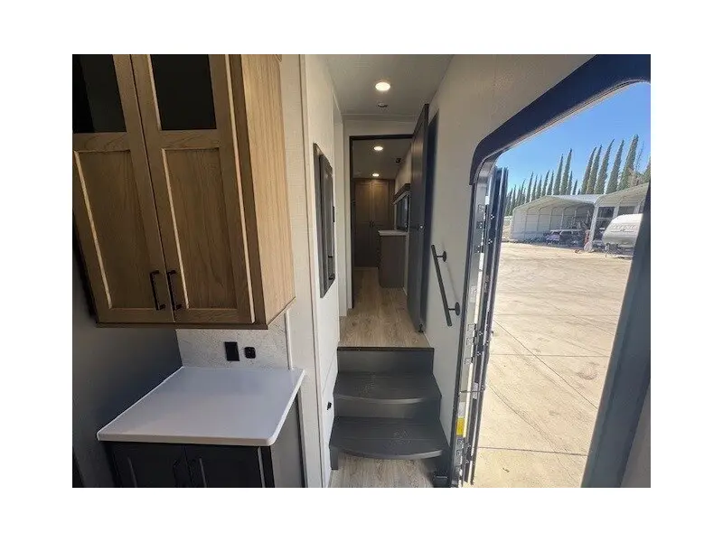 2026 FOREST RIVER ROCKWOOD SIGNATURE 361RL
