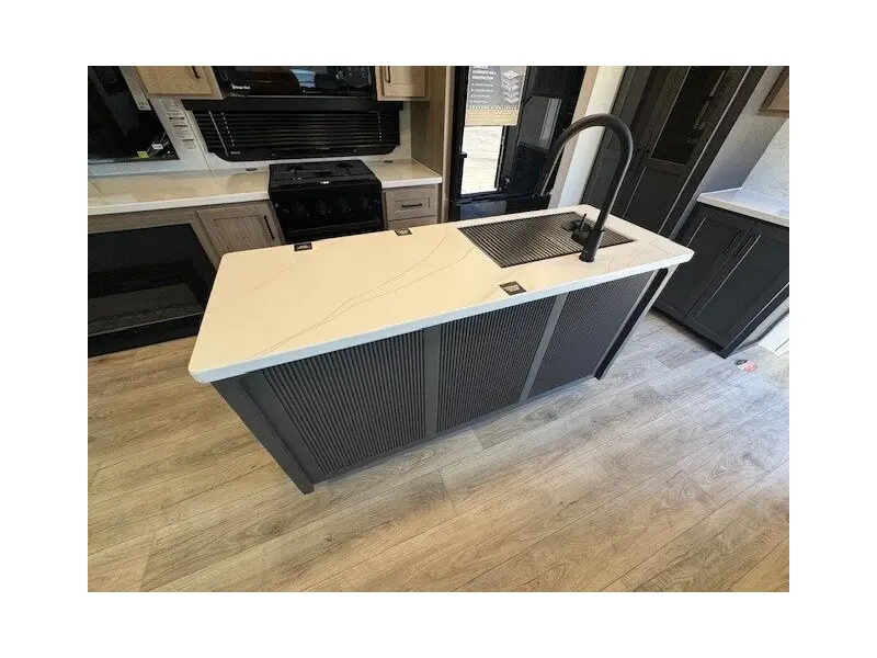 2026 FOREST RIVER ROCKWOOD SIGNATURE 361RL