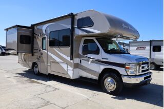 2015 THOR MOTOR COACH FOUR WINDS 26A