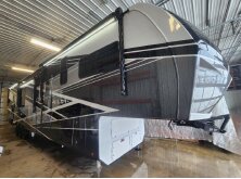 2026 Alliance RV Valor 32A10 Review image