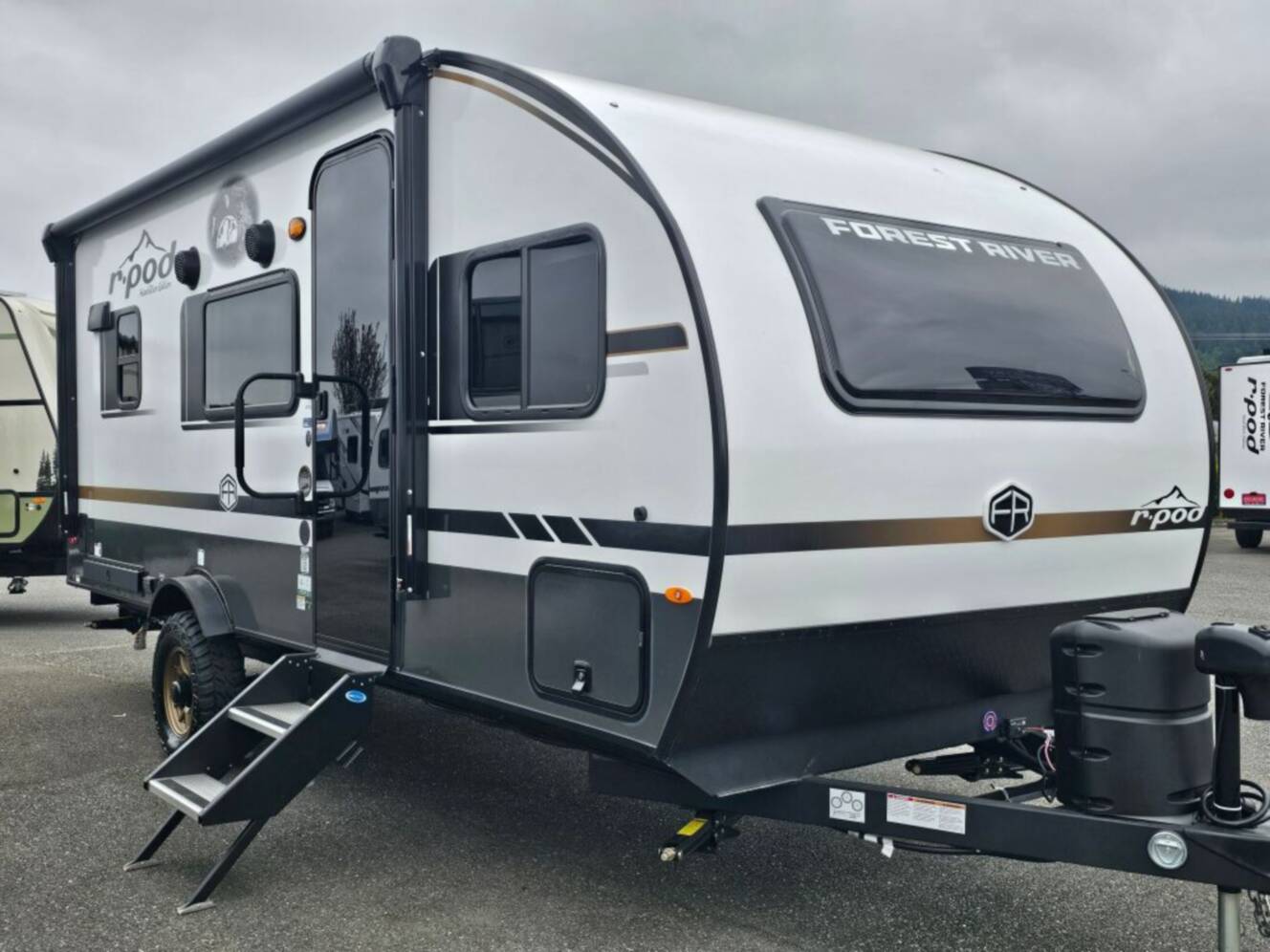 A photo of this 2026 Forest River R-Pod RP-185