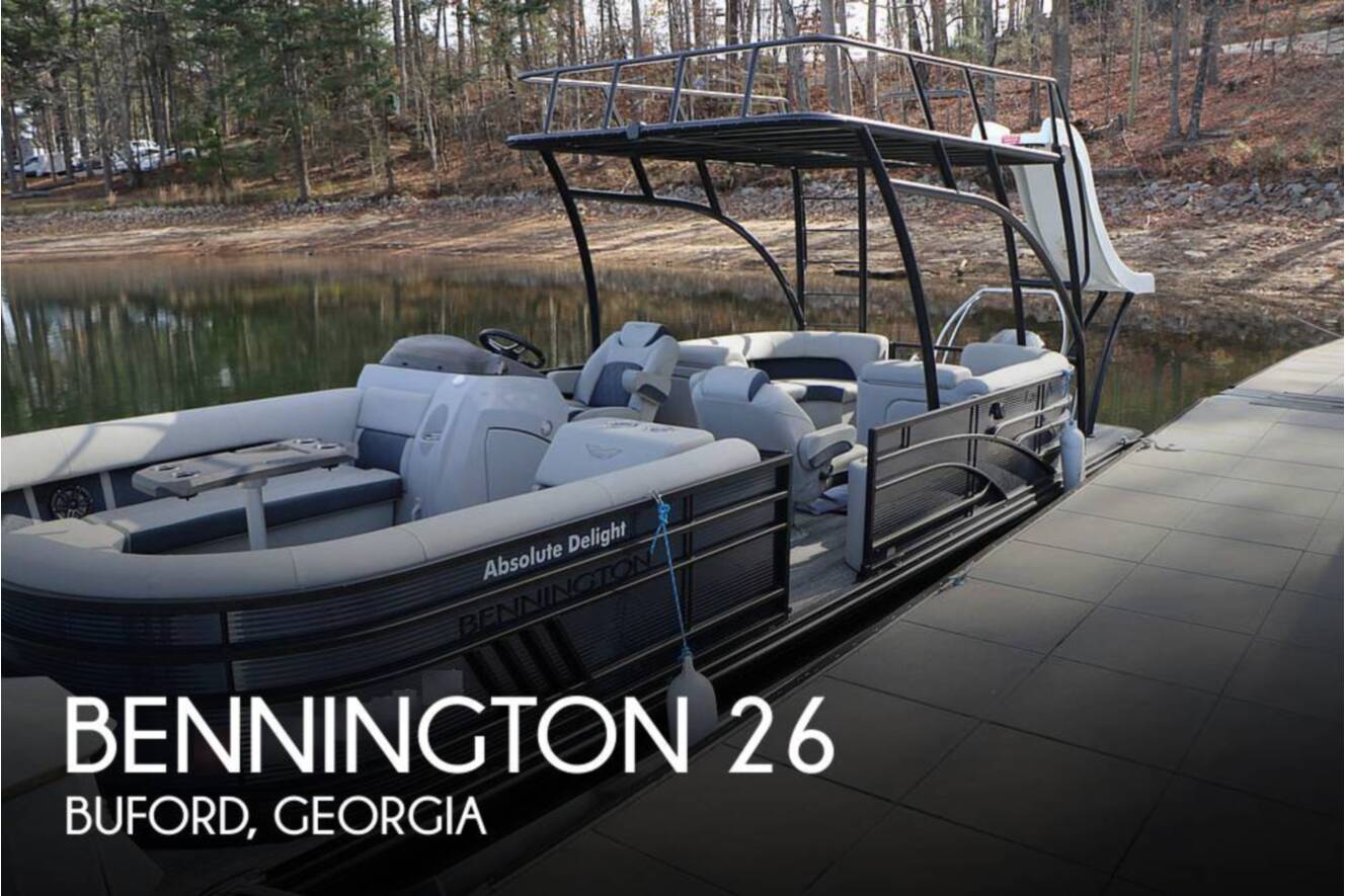 A photo of this 2025 Bennington 26 L Double Decker