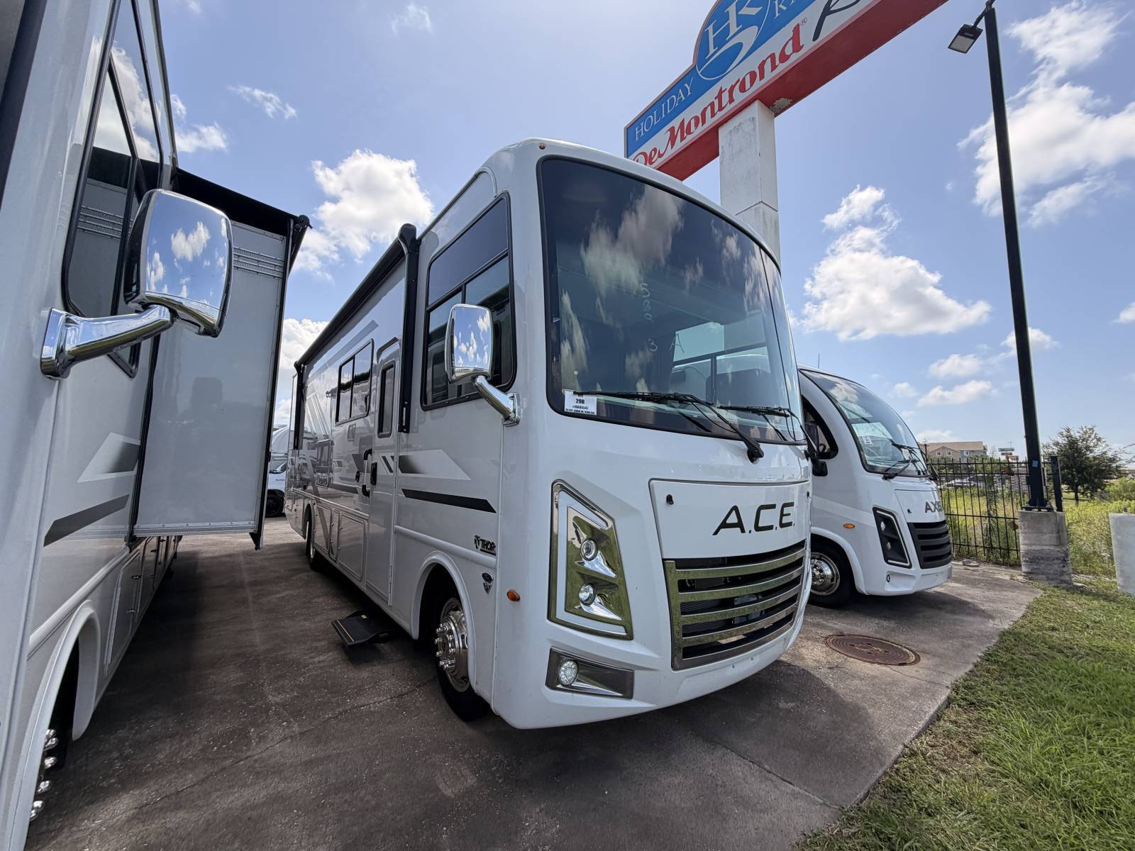 2027 Thor Motor Coach ACE 29D in texas city TX