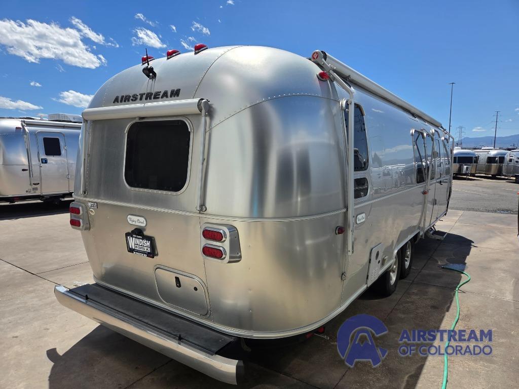 View more photos of this listing