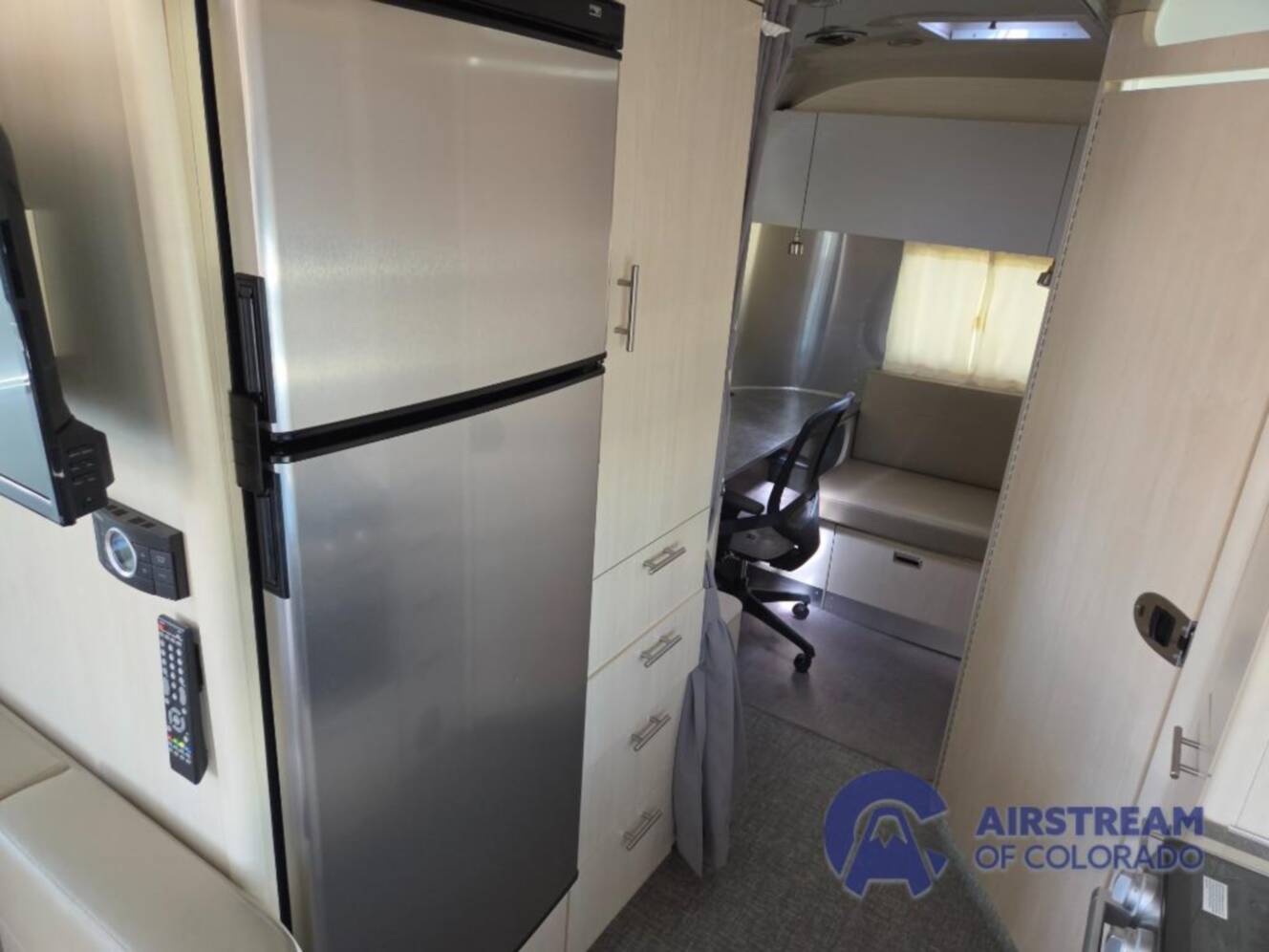 A photo of this 2023 Airstream Flying Cloud 30FB Office