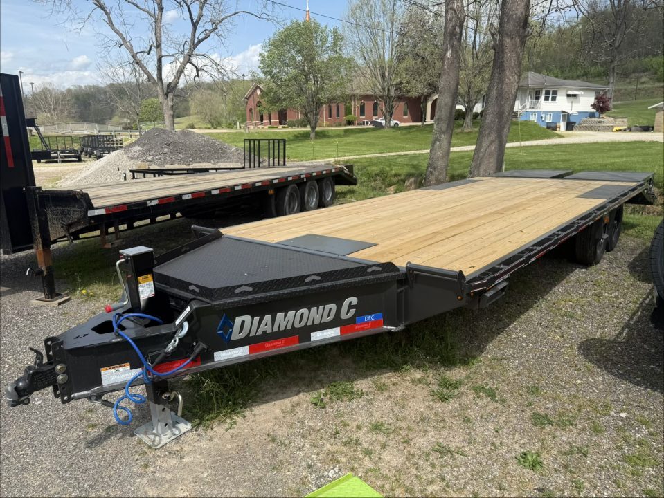 2026 Diamond C Trailers DEC 207 24X102 in Vienna, WV