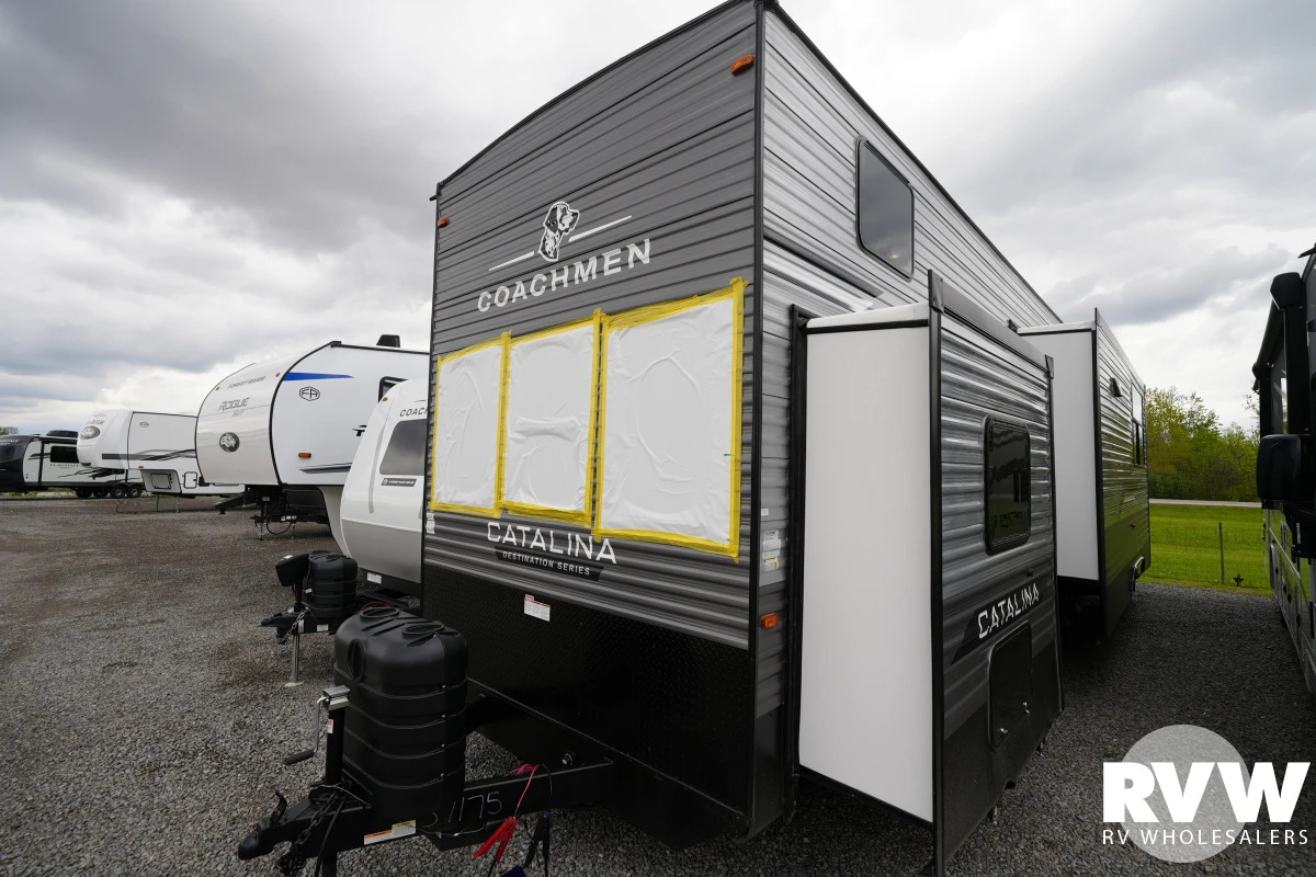 2027 Coachmen Catalina Destination 42CONDO in lakeview OH