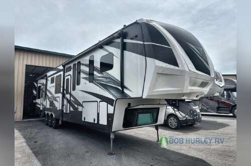 2018 Dutchmen Rv Voltage Epic 3970 in oklahoma city OK