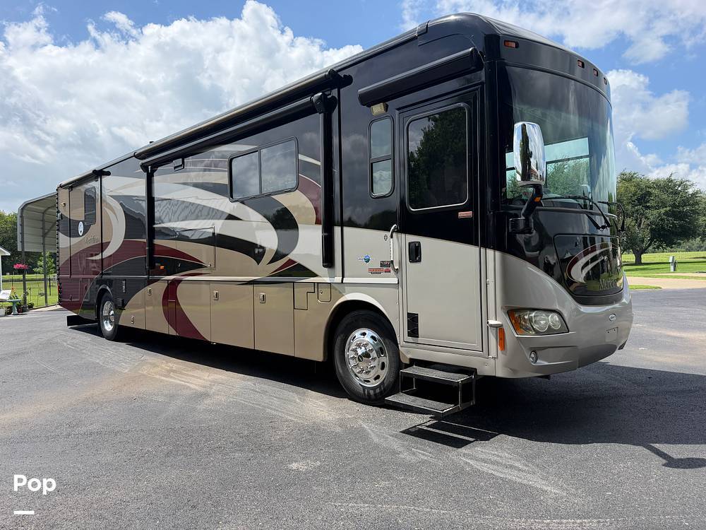 2011 Itasca Meridian 40U in lindale TX