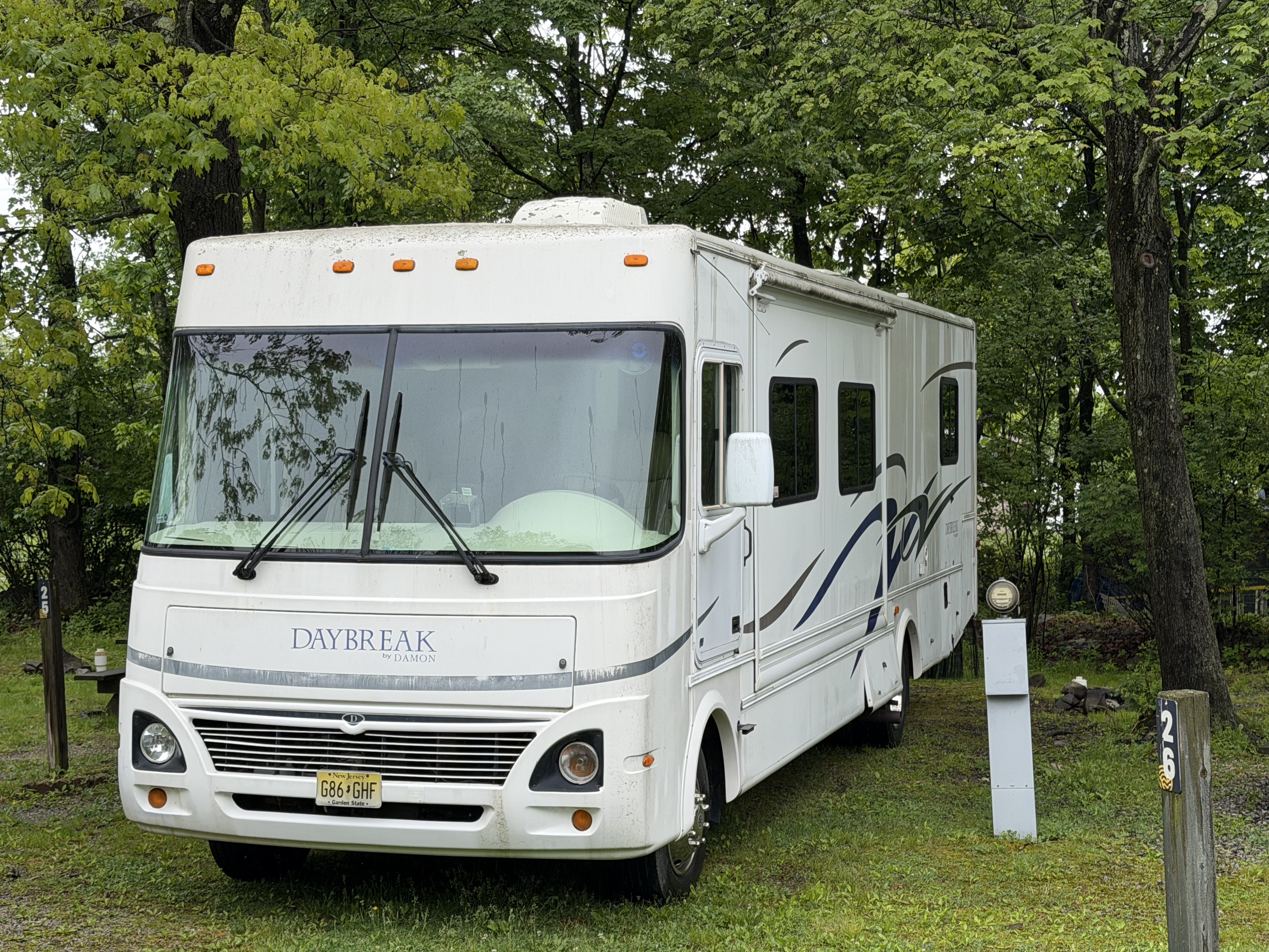 2004 Damon DAYBREAK 3270 RV