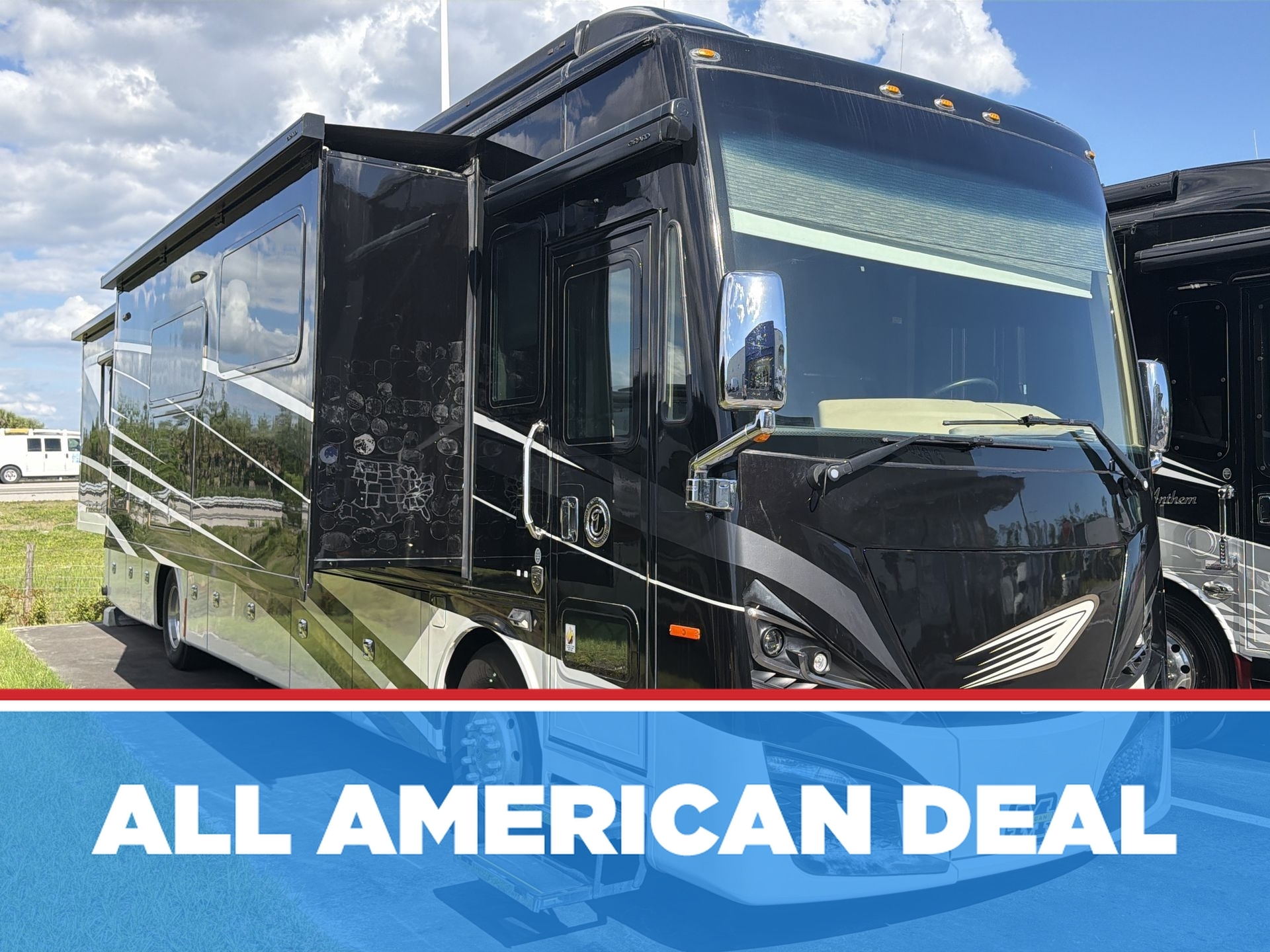 2023 Tiffin Motorhomes Phaeton 40IH RV