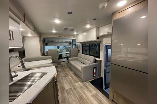 2027 Thor FREEDOM TRAVELER A32 in summerfield FL