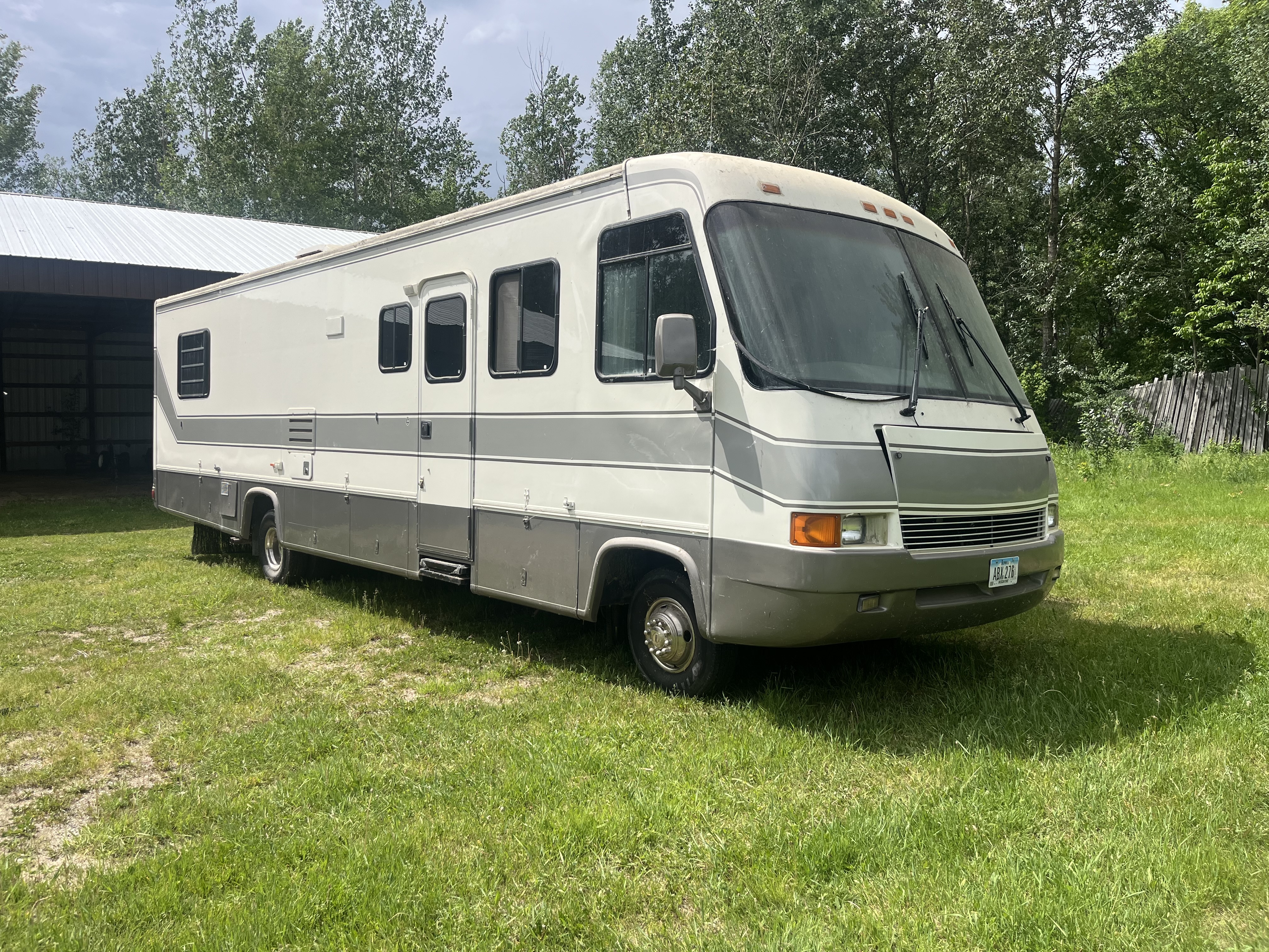 1998 Georgie Boy 32' Class A Rv in walcott IA