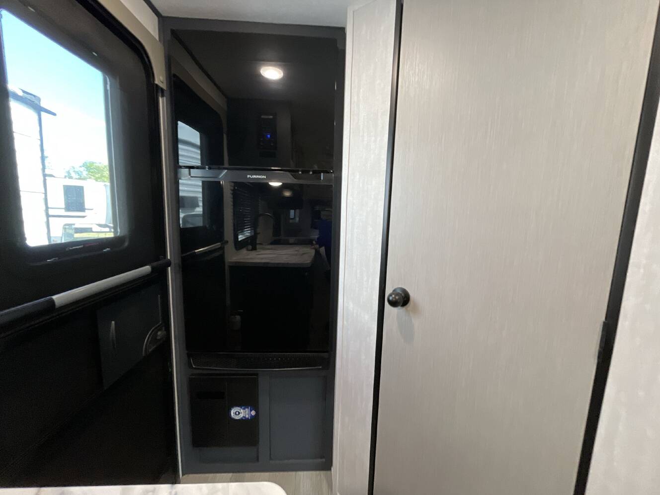 A photo of this 2025 Coachmen APEX ULTRA-LITE 188RBST