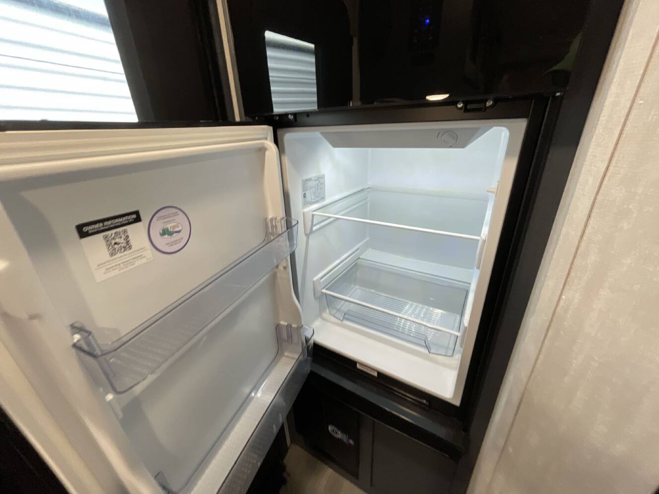 A photo of this 2025 Coachmen APEX ULTRA-LITE 188RBST