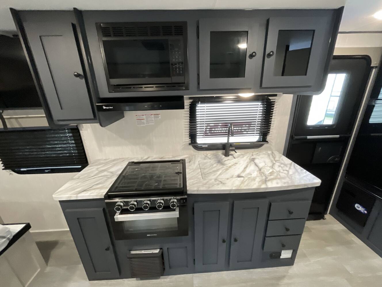 A photo of this 2025 Coachmen APEX ULTRA-LITE 188RBST