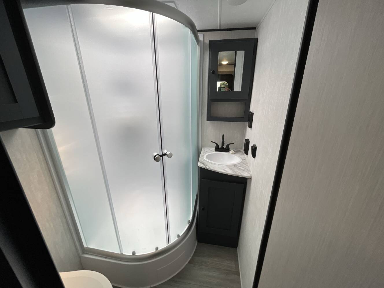 A photo of this 2025 Coachmen APEX ULTRA-LITE 188RBST