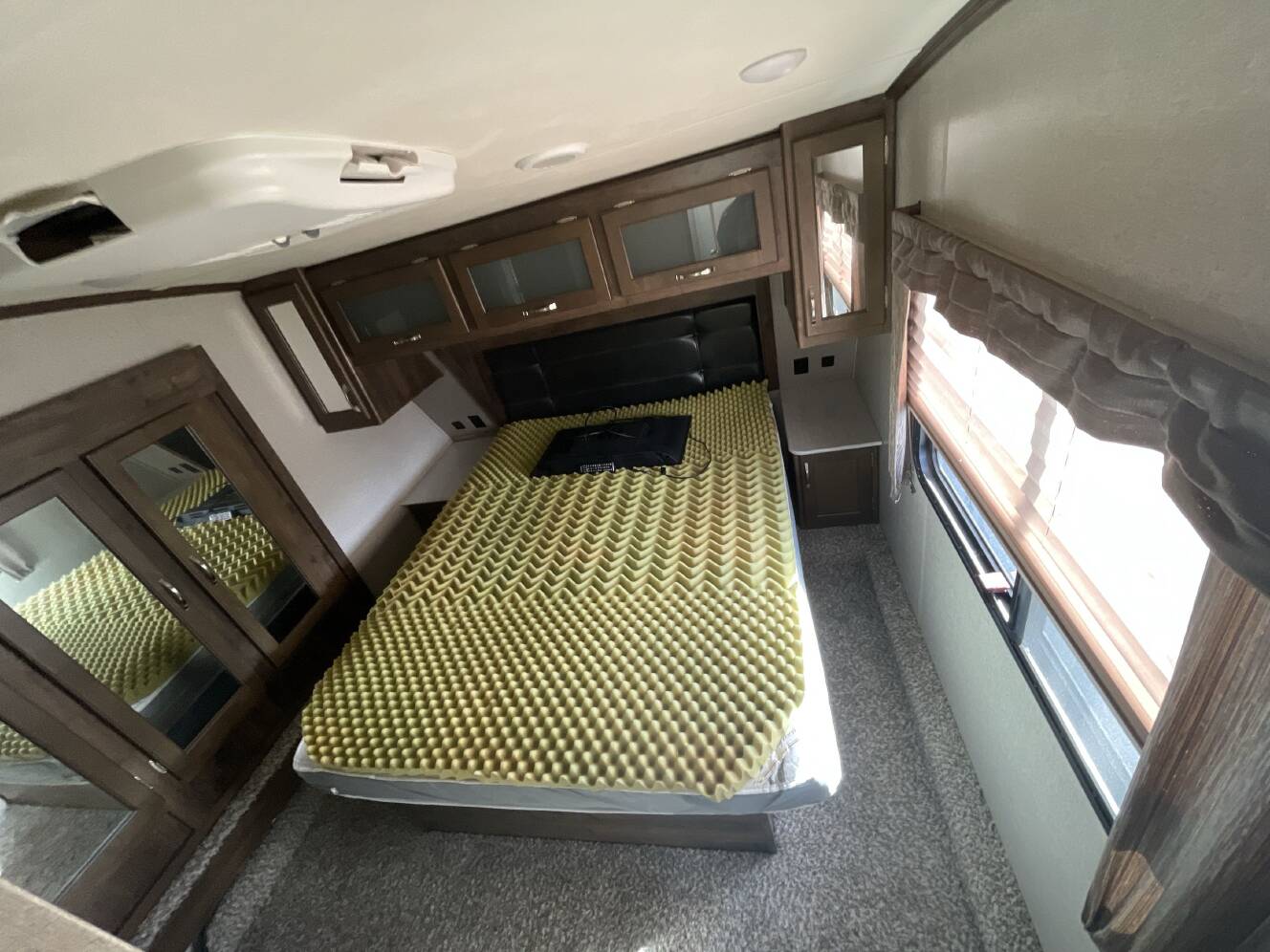 A photo of this 2019 Dutchmen ASTORIA 3123BHF