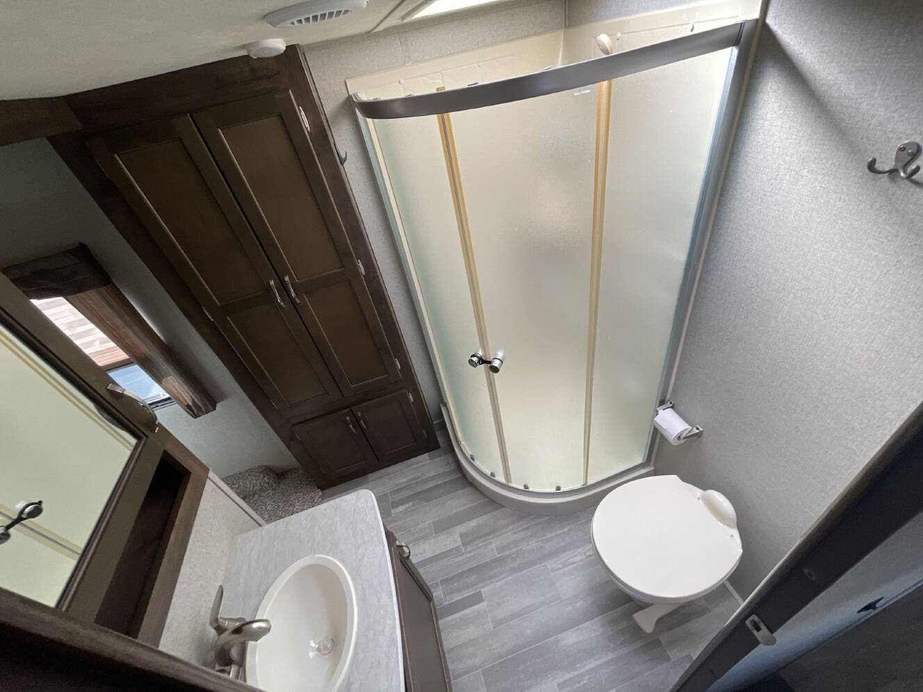 A photo of this 2019 Dutchmen ASTORIA 3123BHF