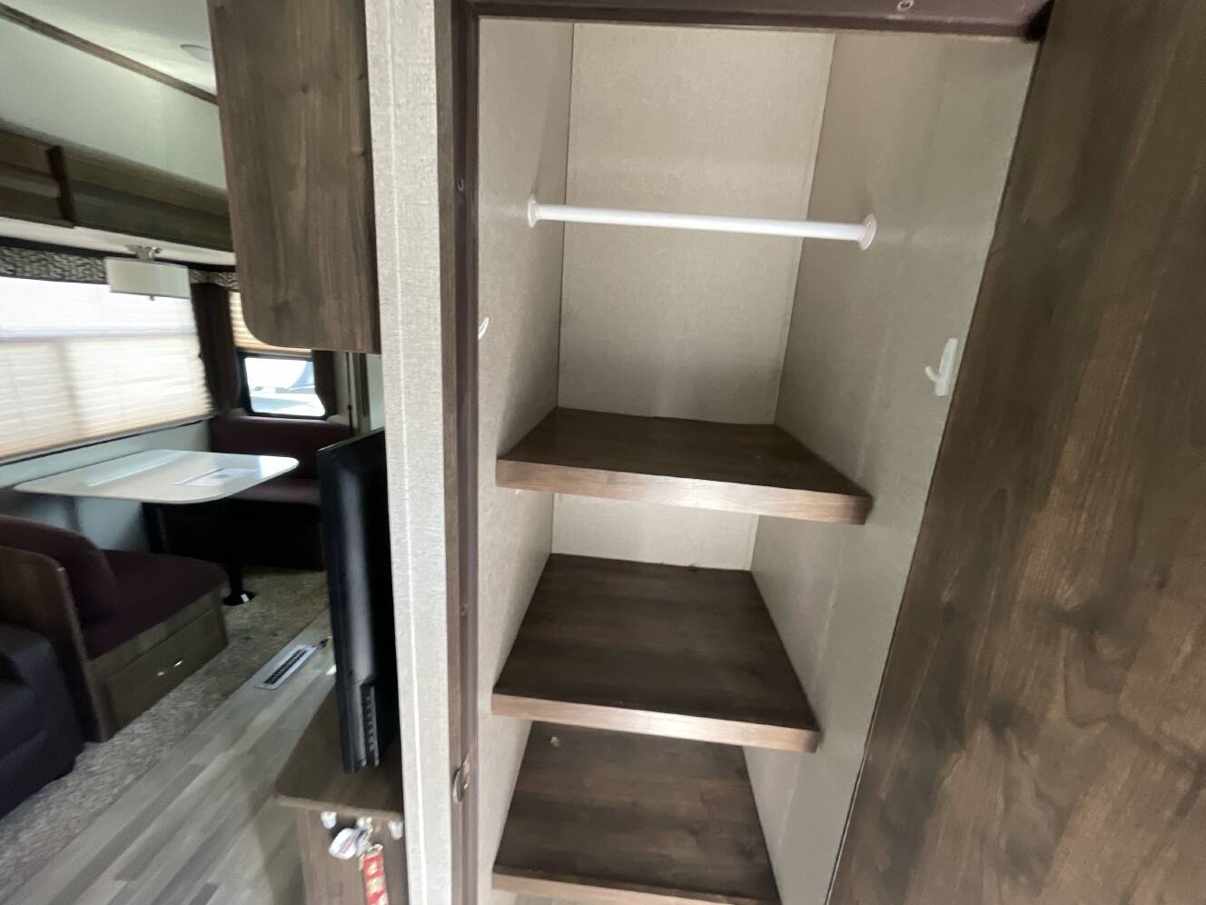 A photo of this 2019 Dutchmen ASTORIA 3123BHF