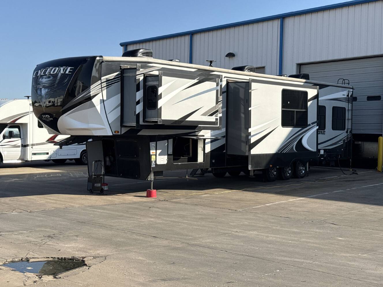 A photo of this 2020 Heartland CYCLONE 4007