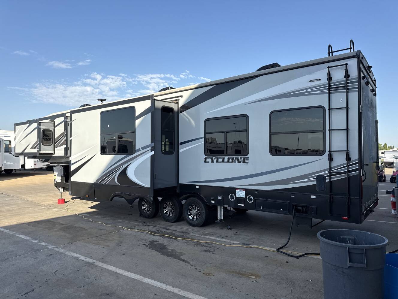 A photo of this 2020 Heartland CYCLONE 4007