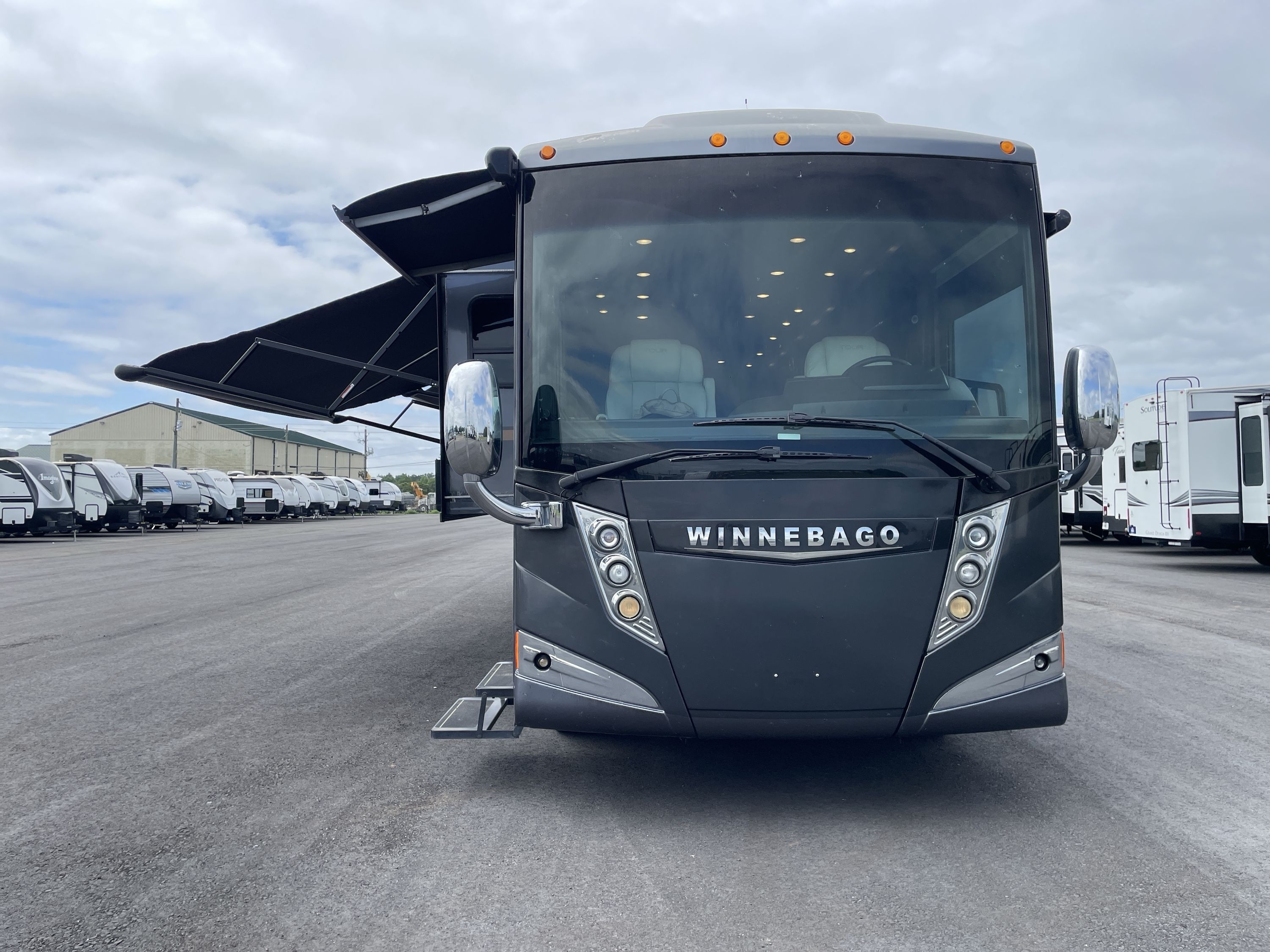 2015 Winnebago TOUR 42QD in byron GA