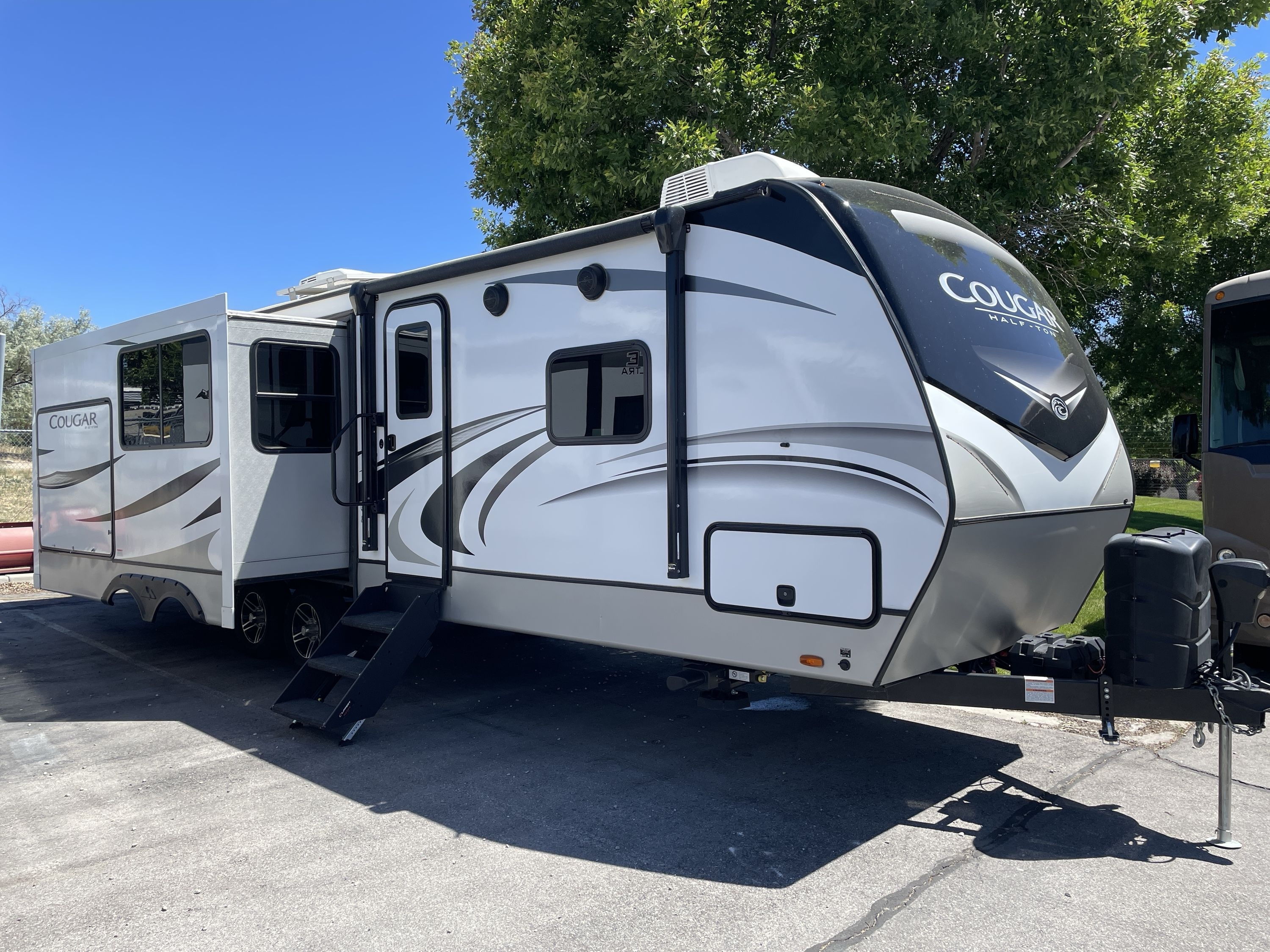 2022 Keystone COUGAR 29RLKWE RV