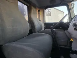 2015 PETERBILT 389