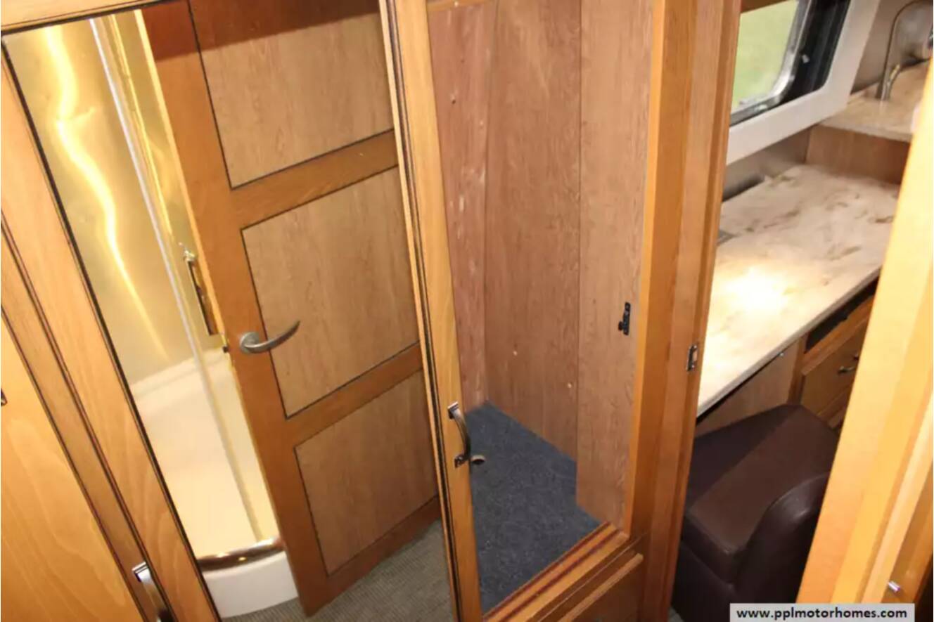 A photo of this 2018 Airstream Airstream Classic 33FBQ