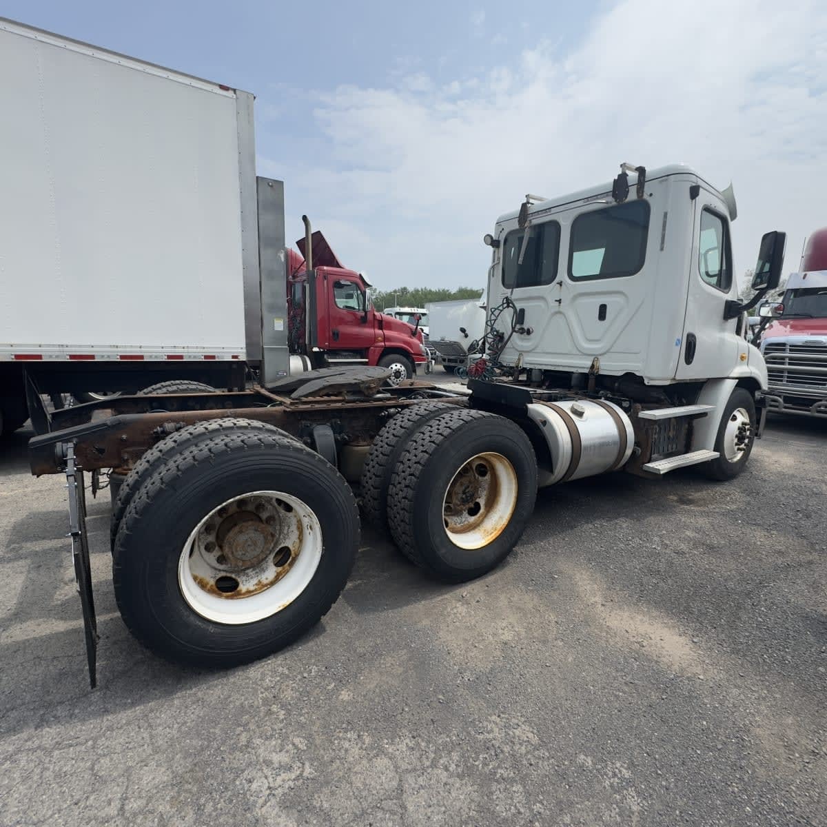 2018 FREIGHTLINER CASCADIA 113 in Hampton, VA