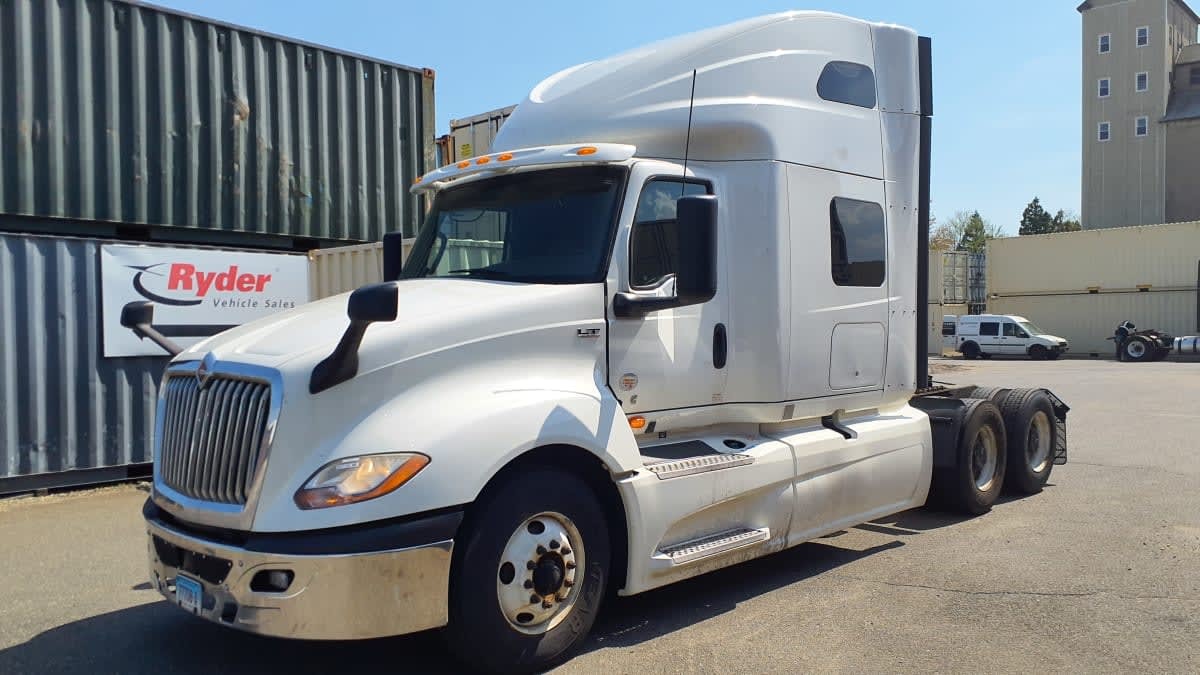 2019 INTERNATIONAL LT625 SLPR CAB in Springfield, MA