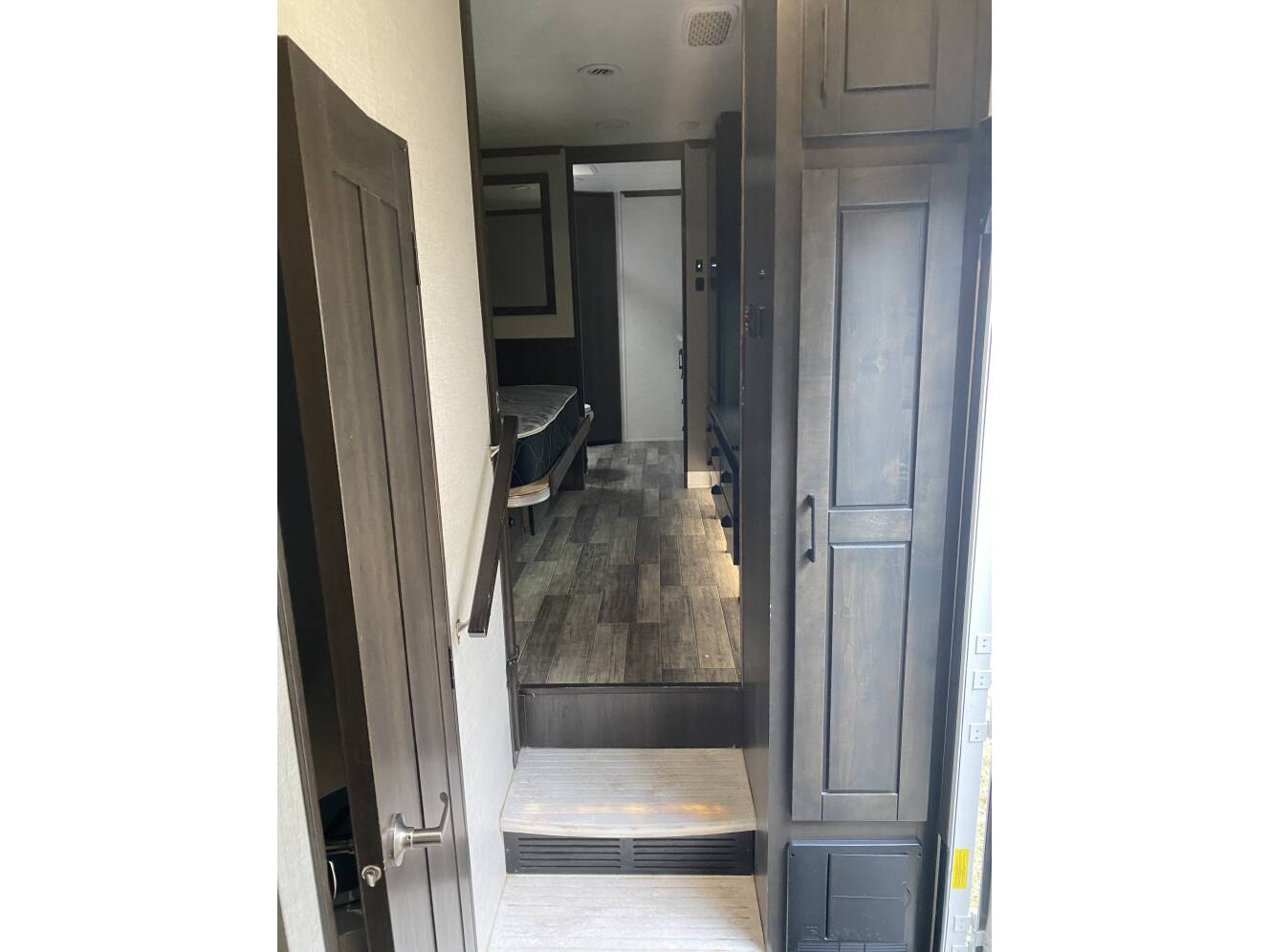 A photo of this 2020 Redwood REDWOOD 4001LK