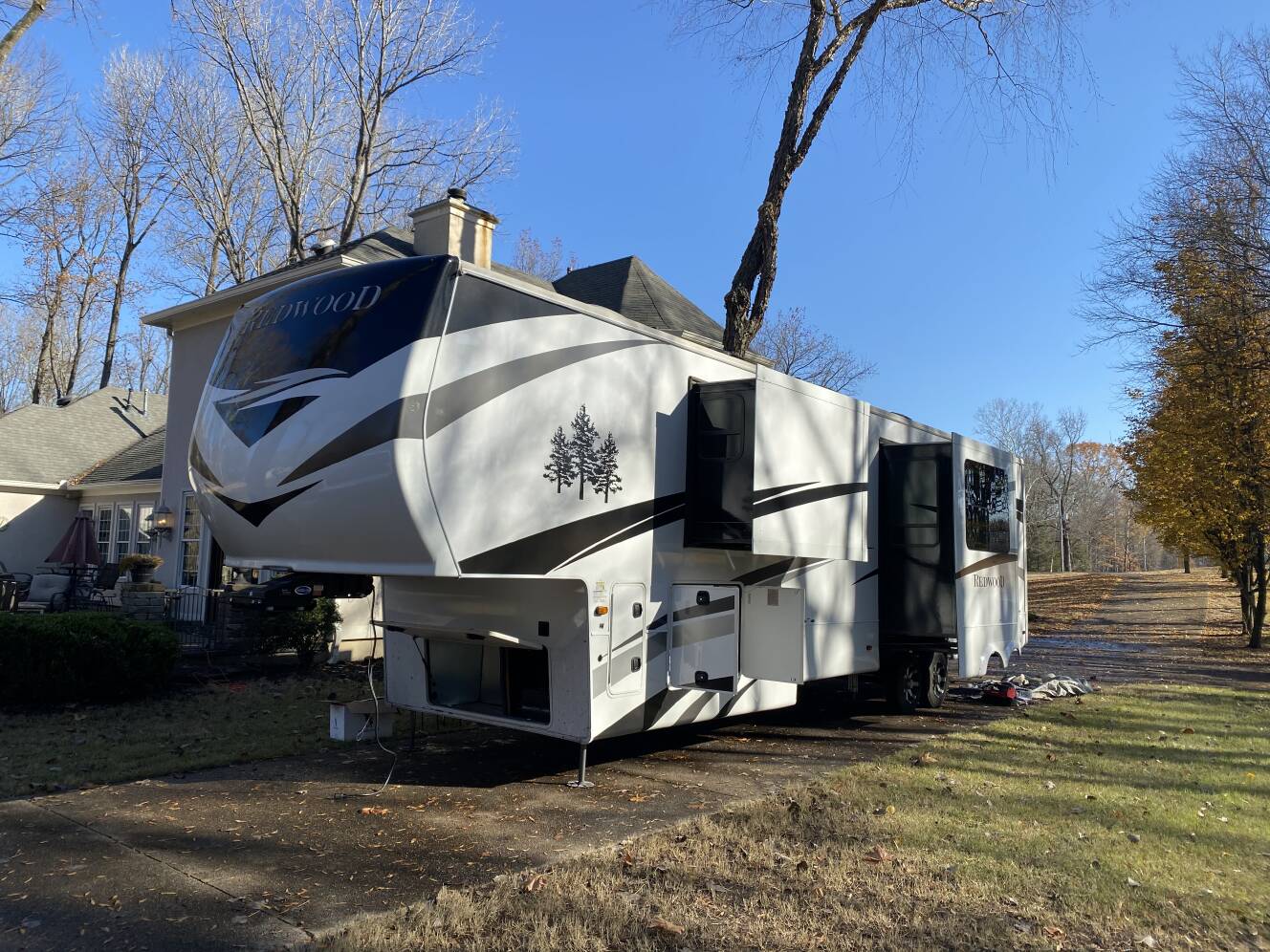 A photo of this 2020 Redwood REDWOOD 4001LK