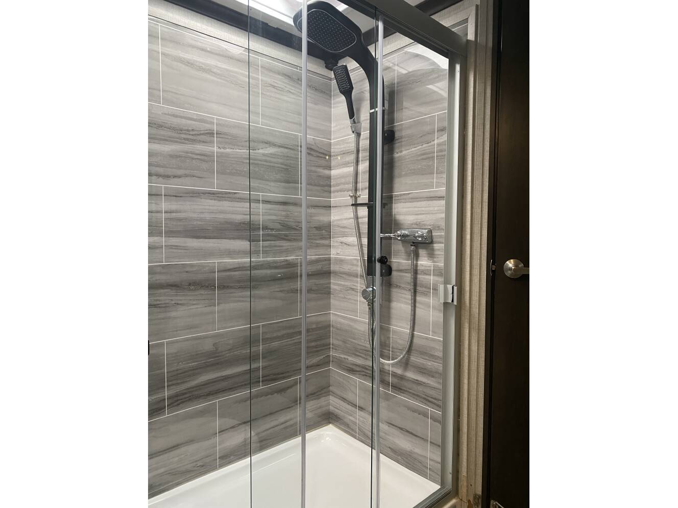 A photo of this 2020 Redwood REDWOOD 4001LK