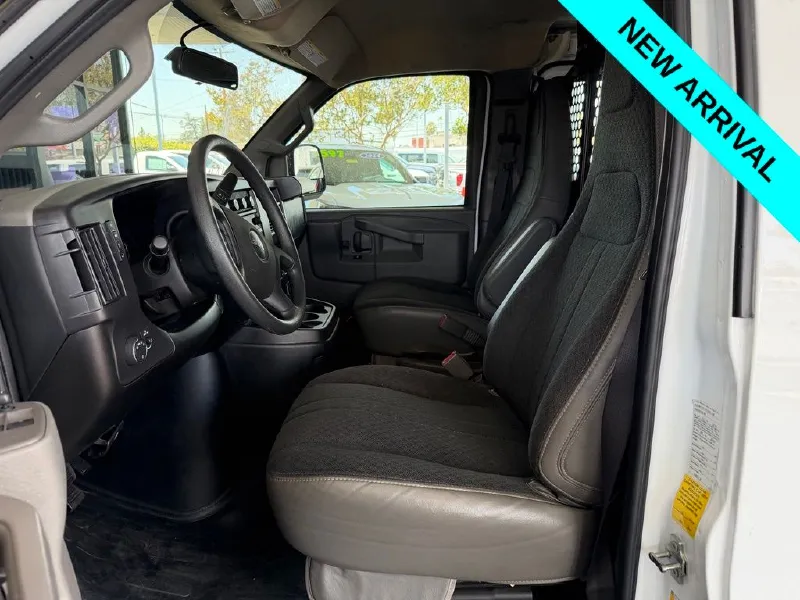 2024 GMC SAVANA