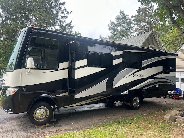 2017 Newmar BAY STAR SPORT 2903 in bloomfield CT