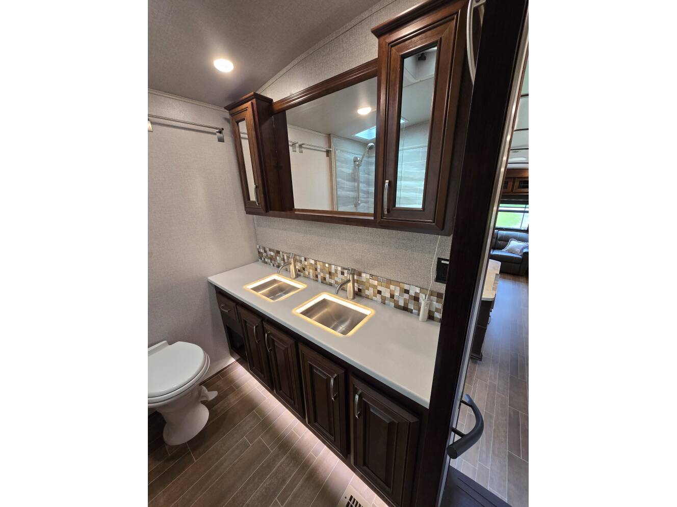 A photo of this 2019 Jayco PINNACLE 36SSWS