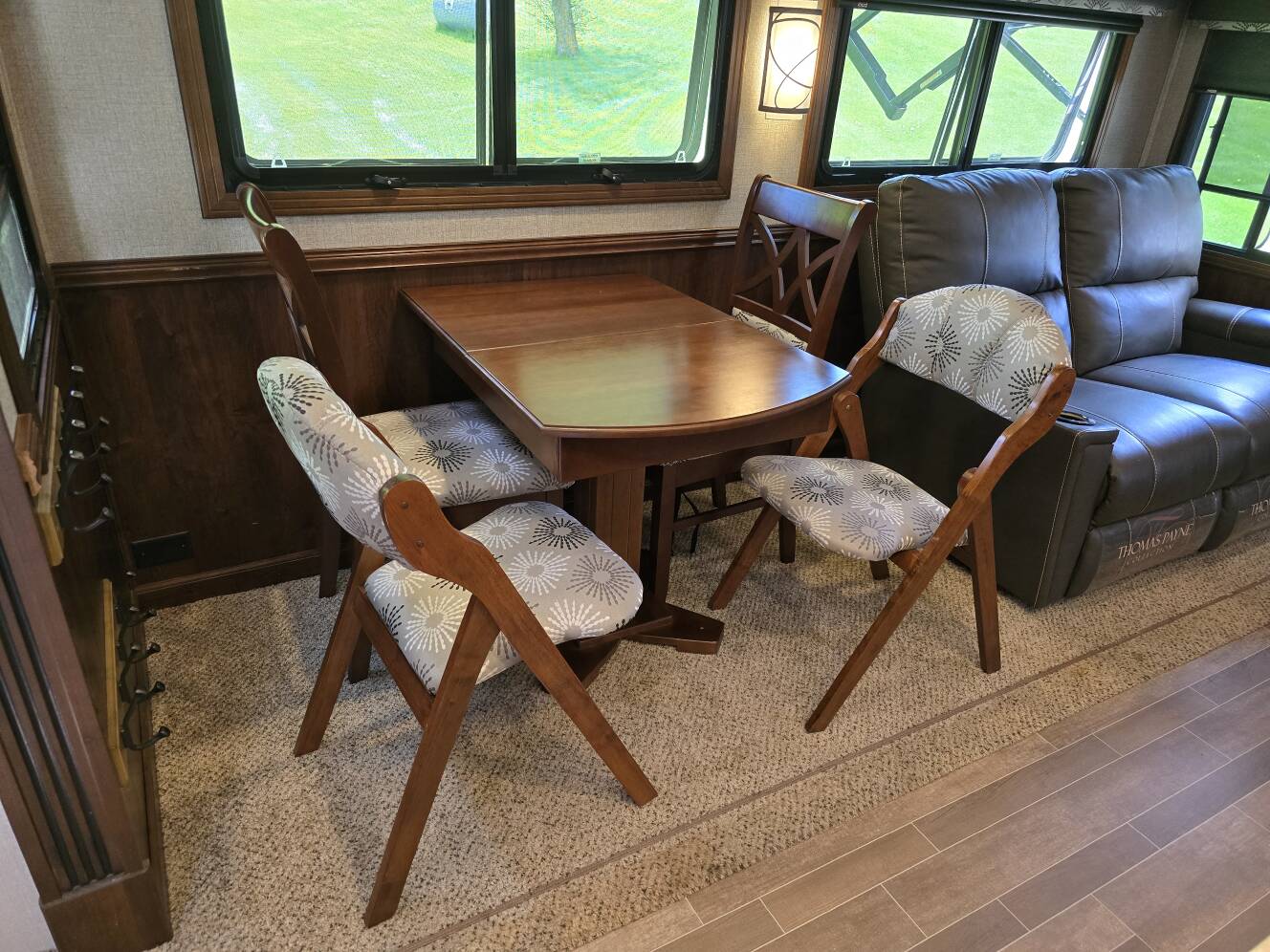 A photo of this 2019 Jayco PINNACLE 36SSWS