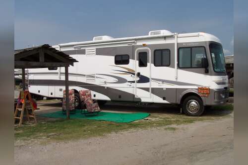 2005 Fleetwood STORM 34F in morganton NC