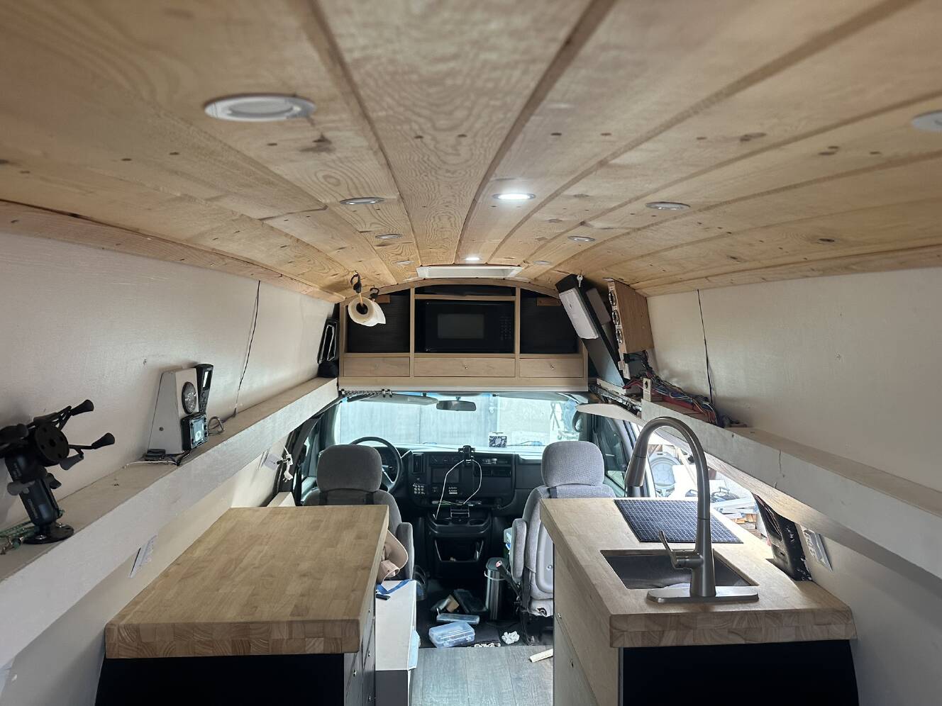 A photo of this 2022 Airstream CARAVEL 16RB